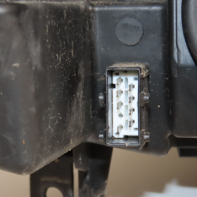 Phare gauche occasion PEUGEOT 407 Phase 1 04-2004->07-2008 1.6 HDI 16v 620890 3