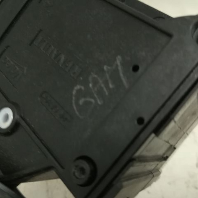 Commande essuie glace occasion RENAULT CAPTUR Phase 1 02-2013->... 1.2i 118 16V 8201168016 3