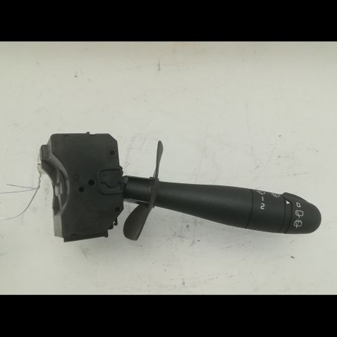 Commande essuie glace occasion RENAULT CLIO II Phase 2 06-2001->07-2006 1.2 1