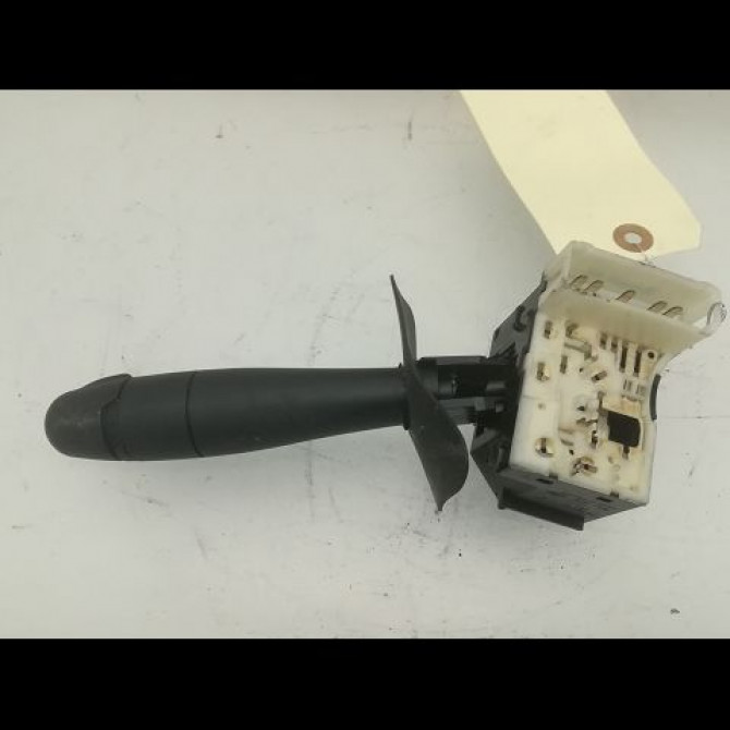 Commande essuie glace occasion RENAULT CLIO II Phase 2 06-2001->07-2006 1.2 3