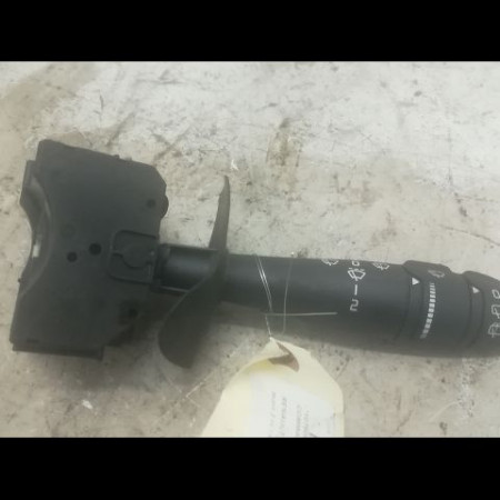 Commande essuie glace occasion RENAULT CLIO II Phase 2 06-2001->07-2006 1.5 DCI 80ch