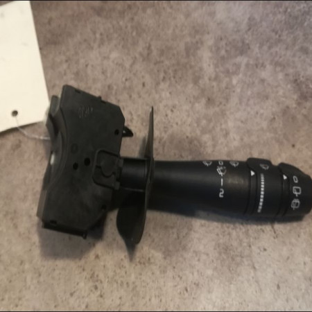 Commande essuie glace occasion RENAULT CLIO II Phase 2 06-2001->07-2006 1.5 DCI 80ch