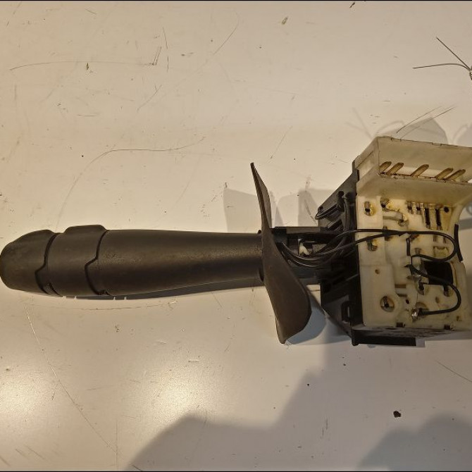 Commande essuie glace occasion RENAULT CLIO II Phase 2 06-2001->07-2006 1.5 DCI 80ch 2