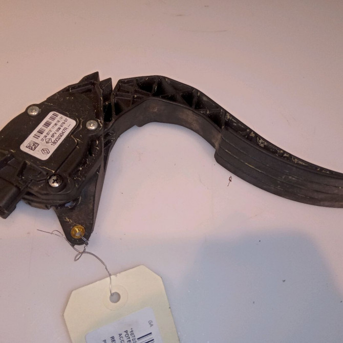 Potentiometre accelerateur occasion RENAULT CLIO IV Phase 1 07-2012->... 1.5 DCI 90ch 2