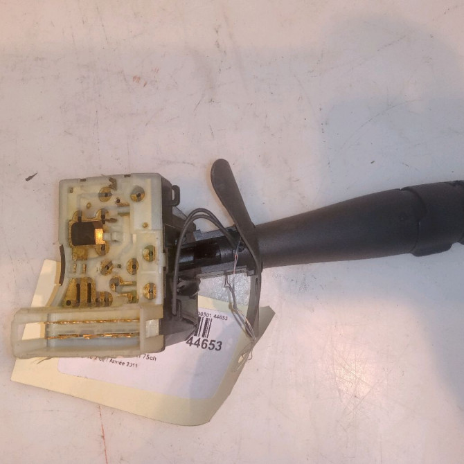 Commande essuie glace occasion RENAULT CLIO II Phase 2 06-2001->07-2006 1.2i 75ch 2