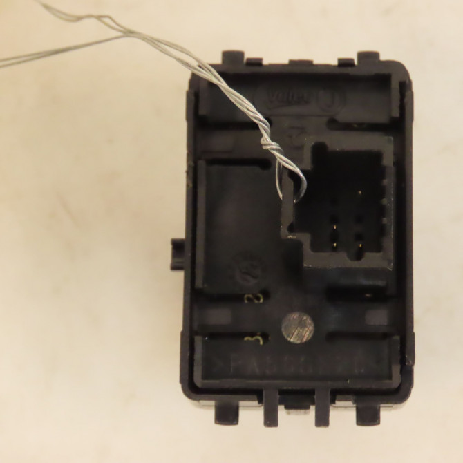 Commande lève-glace porte avant droite occasion RENAULT SCENIC III Phase 3 04-2013->... 1.5 DCI 110ch 2