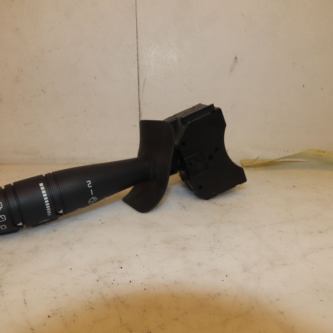 Commande essuie glace occasion RENAULT CLIO II Phase 2 06-2001->07-2006 1.5 DCI 80ch 1