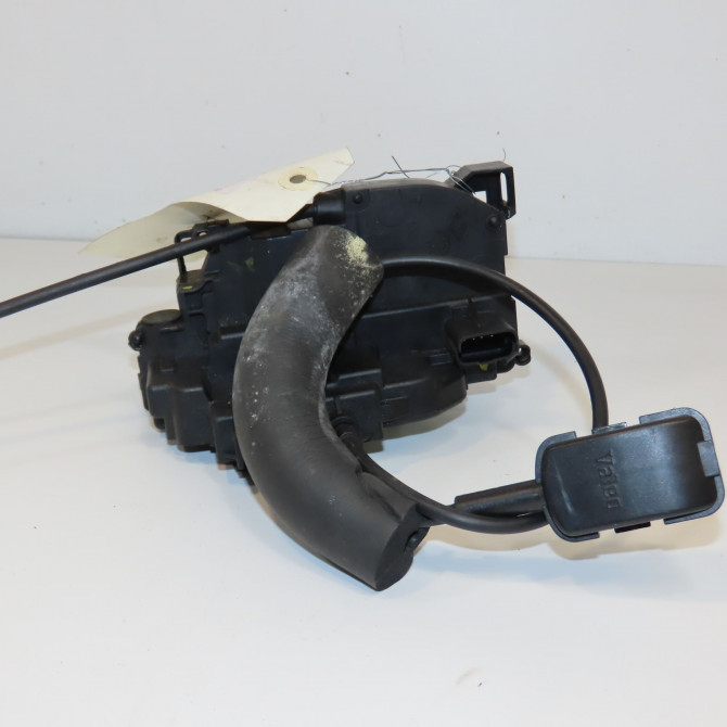 Serrure porte arg occasion RENAULT MEGANE III Phase 1 04-1995->04-1999 1.5 DCI 110ch 825038840R 2