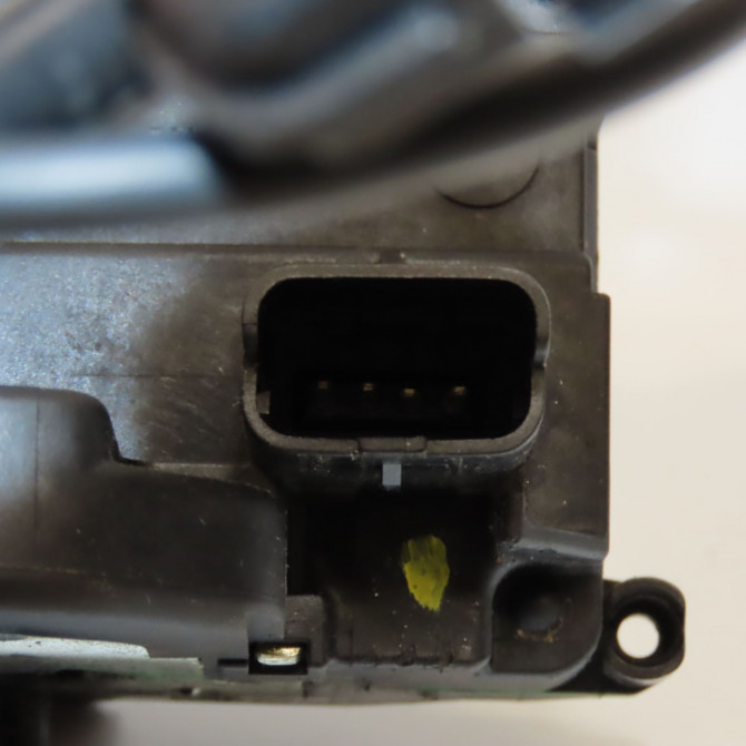 Serrure porte arg occasion RENAULT MEGANE III Phase 1 04-1995->04-1999 1.5 DCI 110ch 825038840R 3