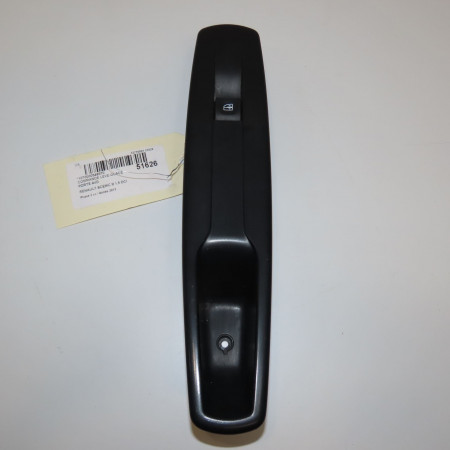 Commande lève-glace porte avant droite occasion RENAULT SCENIC III Phase 2 12-2011->03-2013 1.5 DCI 110ch 809600018R