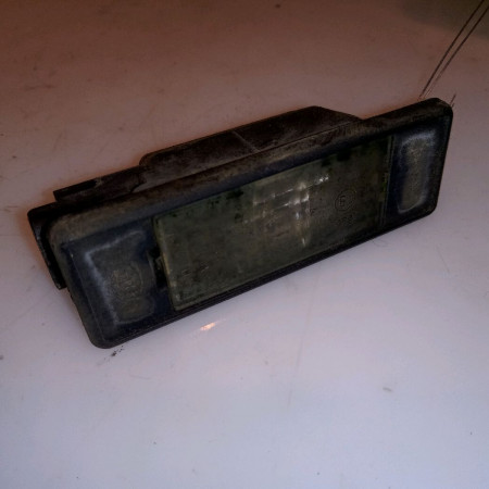 Eclaireur plaque de police d occasion PEUGEOT 308 I Phase 2 04-2011->12-2014 1.6 HDI 92ch 6340G9