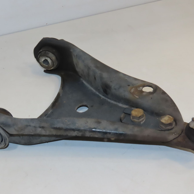 Triangle inf avg occasion RENAULT KANGOO I Phase 2 03-2003->06-2010 1.5 DCI 70ch 8200942417 1