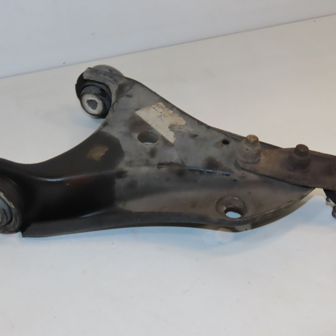 Triangle inf avg occasion RENAULT KANGOO I Phase 2 03-2003->06-2010 1.5 DCI 70ch 8200942417 3