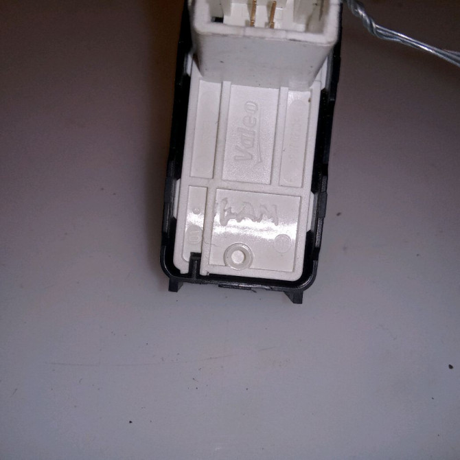 Commande lève-glace porte avant droite occasion CITROEN C4 GRAND PICASSO II Phase 1 04-2013->... 1.6 e-HDi 115ch 96762292ZD 3