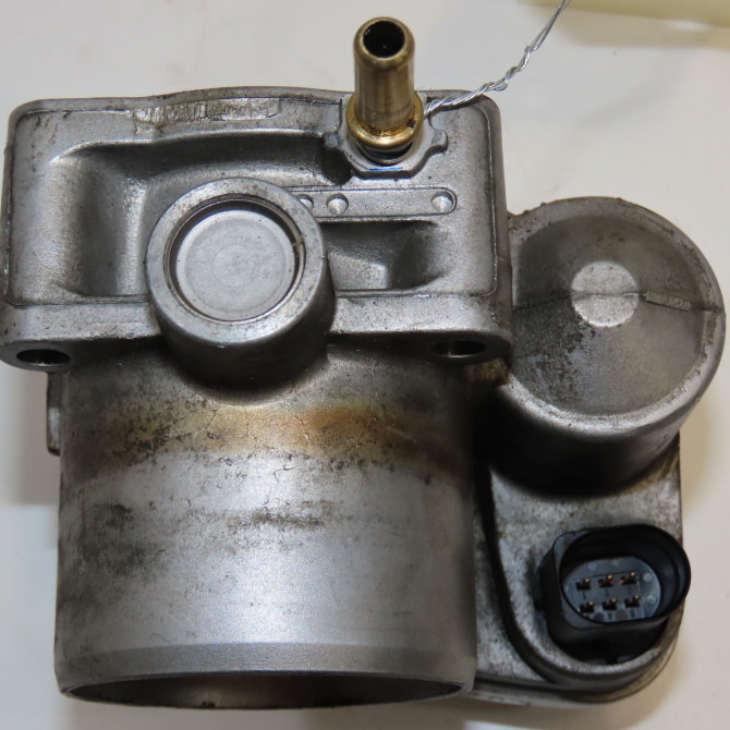 Boitier papillon occasion RENAULT MEGANE III Phase 1 11-2008->01-2012 1.6i 16v 110ch 8200171134 3