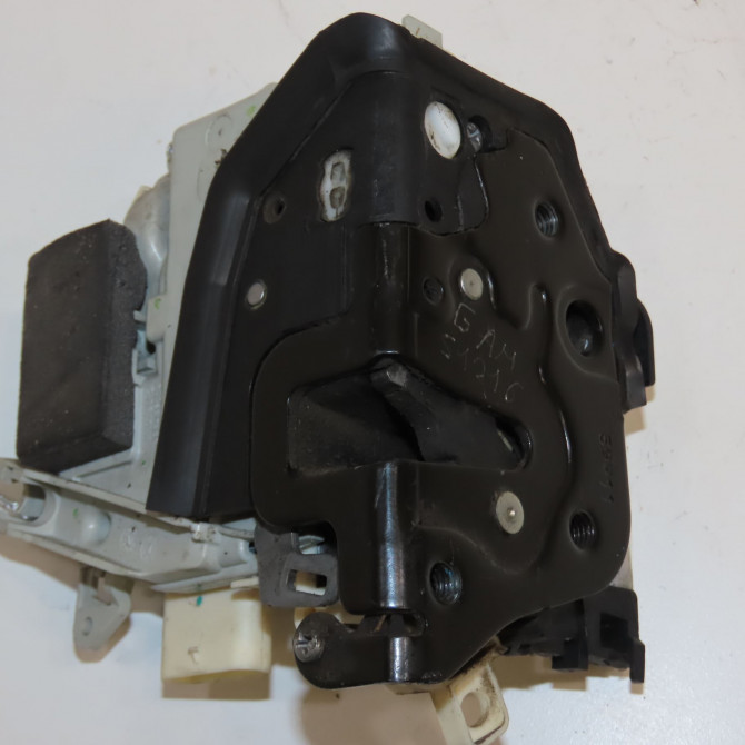 Serrure porte avd occasion AUDI A1 Phase 1 06-2010->03-2015 1.6 TDI 105ch 8J1837016E 1