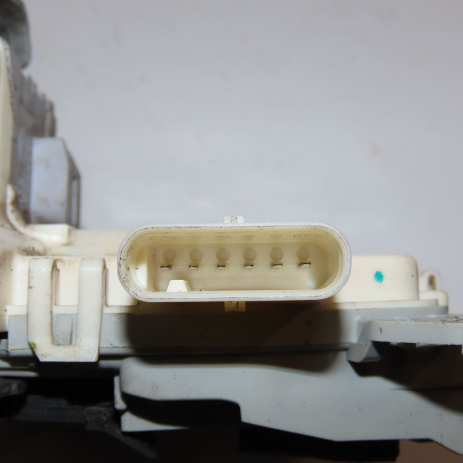 Serrure porte avd occasion AUDI A1 Phase 1 06-2010->03-2015 1.6 TDI 105ch 8J1837016E 3