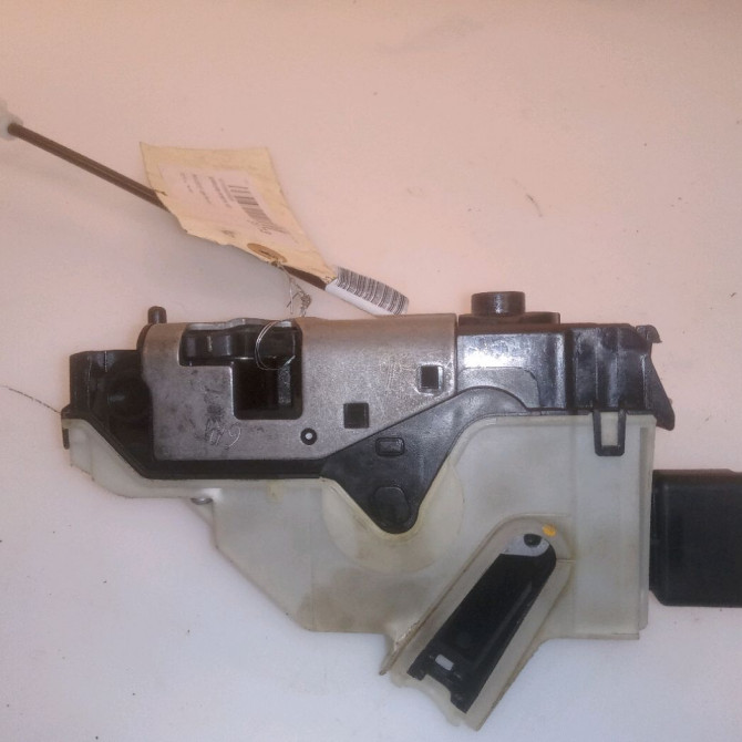 Serrure porte avd occasion PEUGEOT 208 Phase 2 04-2015->... 9812500780 2