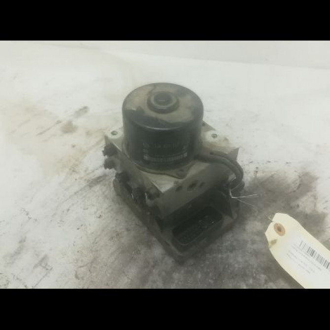 Unité hydraulique ABS occasion AUDI A3 I Phase 1 09-1996->10-2000 1.9 TDi 110ch 1