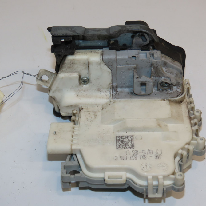 Serrure porte avd occasion AUDI A1 A1 Phase 2 2014-12-01->2019-06-30 1.0 TFSI 95ch 8X1837016C 2