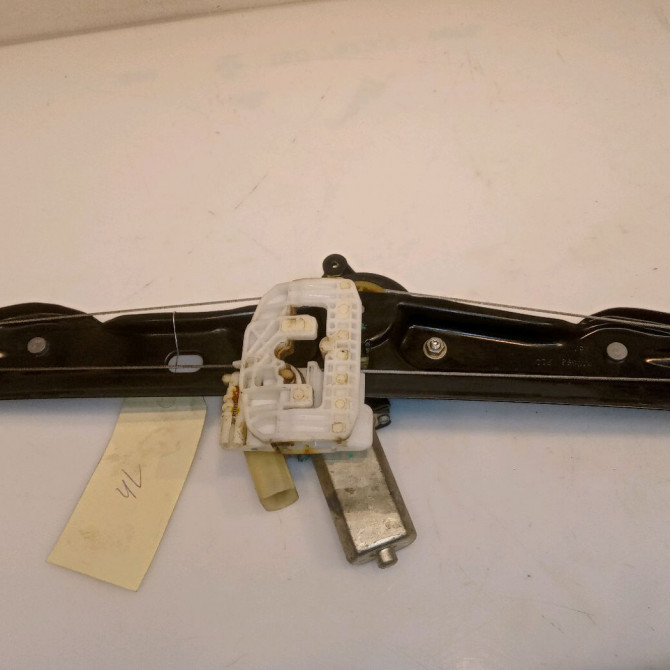 Mecanisme+moteur leve-glace arg occasion B.M.W. SERIE 1 II Phase 1 08-2011->06-2015 51357281883 2