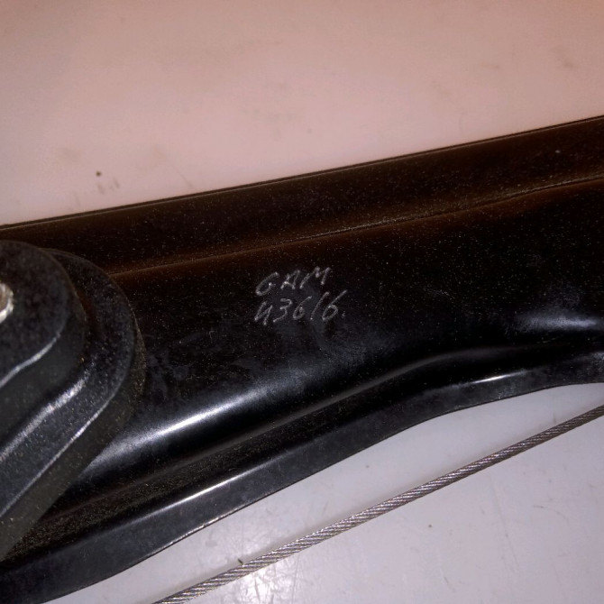 Mecanisme+moteur leve-glace arg occasion B.M.W. SERIE 1 II Phase 1 08-2011->06-2015 51357281883 3