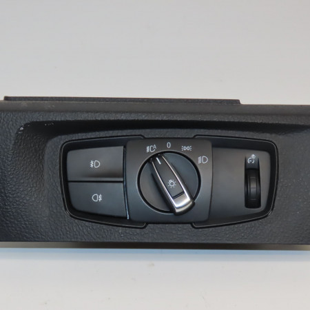 Interrupteur commande de phares occasion B.M.W. SERIE 1 II Phase 1 08-2011->06-2015 116D 116ch 61316847524