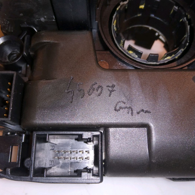 Bloc commodos occasion B.M.W. SERIE 3 V Phase 1 03-2005->09-2008 320d 177ch 3