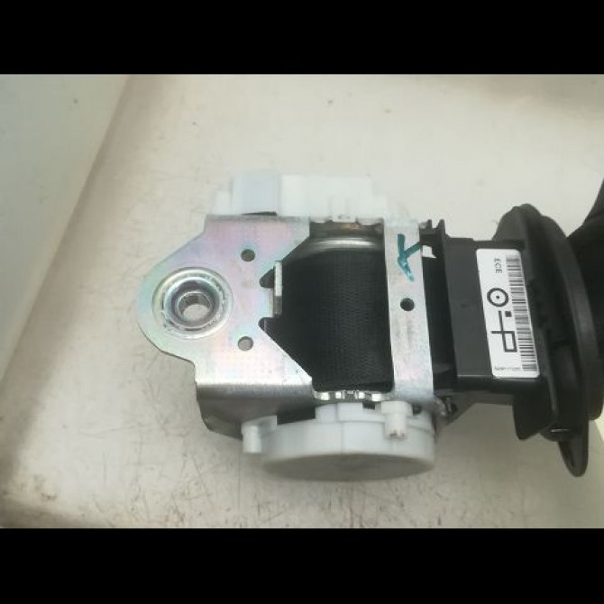 Ceinture avant droite occasion B.M.W. SERIE 3 V Phase 2 09-2008->12-2011 318d 72117234768 3