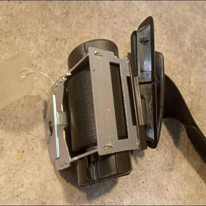 Ceinture centrale arriere occasion B.M.W. SERIE 3 V Phase 2 09-2008->12-2011 318i 143ch 72117245883 3