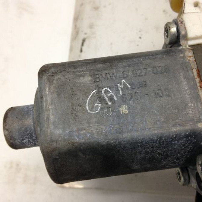 Mecanisme + moteur lève-glace avant droit occasion B.M.W. SERIE 3 III Phase 1 01-1991->04-1998 318 TDS 51337140588 3