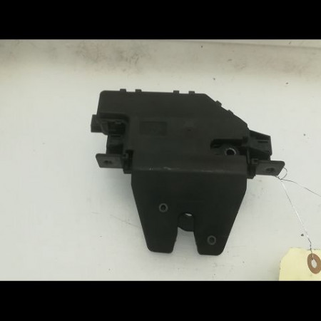 Serrure coffre arrière occasion B.M.W. SERIE 3 IV Phase 2 09-2001->03-2005 330d 184ch 51247840617