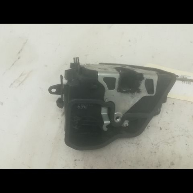 Serrure porte arg occasion B.M.W. SERIE 1 I Phase 1 05-2004->12-2006 120d 51227202147 2