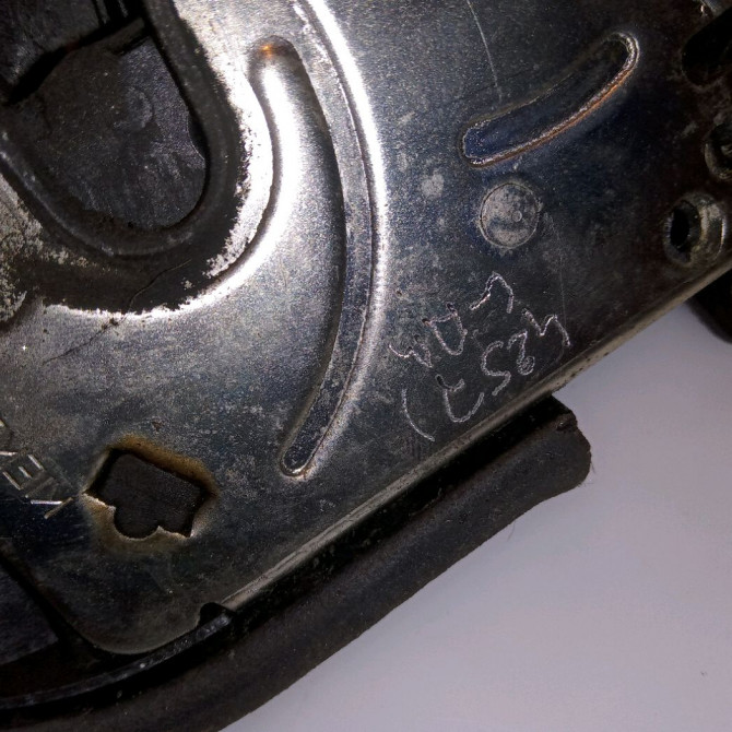 Serrure porte arg occasion B.M.W. SERIE 1 I Phase 1 05-2004->12-2006 120d 51227202147 3