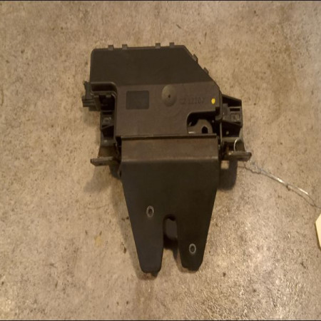 Serrure coffre arrière occasion B.M.W. SERIE 3 V Phase 2 09-2008->12-2011 318i 143ch 51247840617