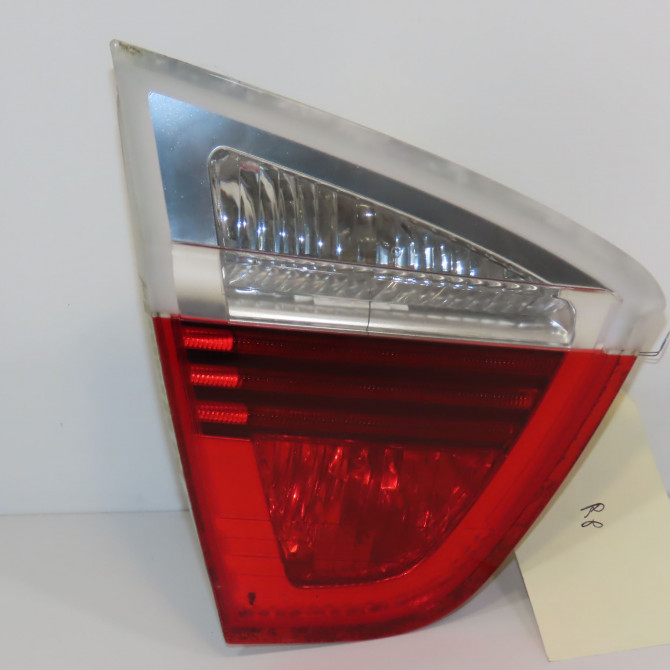 Feu arrière interieur gauche occasion B.M.W. SERIE 3 V Phase 1 03-2005->09-2008 318D 122ch 63216937459 1