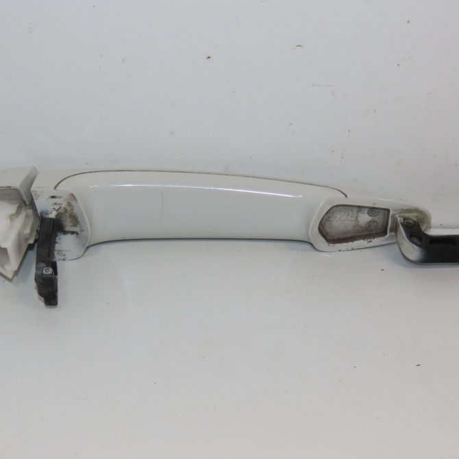 Poignee ext porte arg occasion B.M.W. SERIE 3 V Phase 1 03-2005->09-2008 51217207561 2