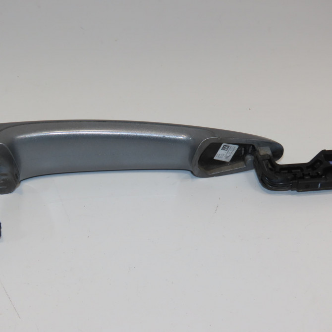 Poignee ext porte avg occasion B.M.W. SERIE 3 V 2