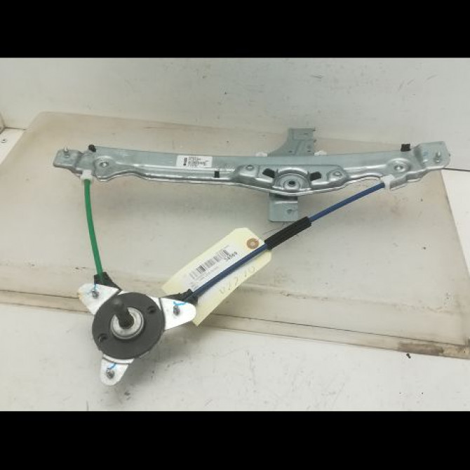 Mecanisme leve-glace arrière gauche occasion PEUGEOT 208 Phase 2 04-2015->... 1.2i 81ch 9673153980 1