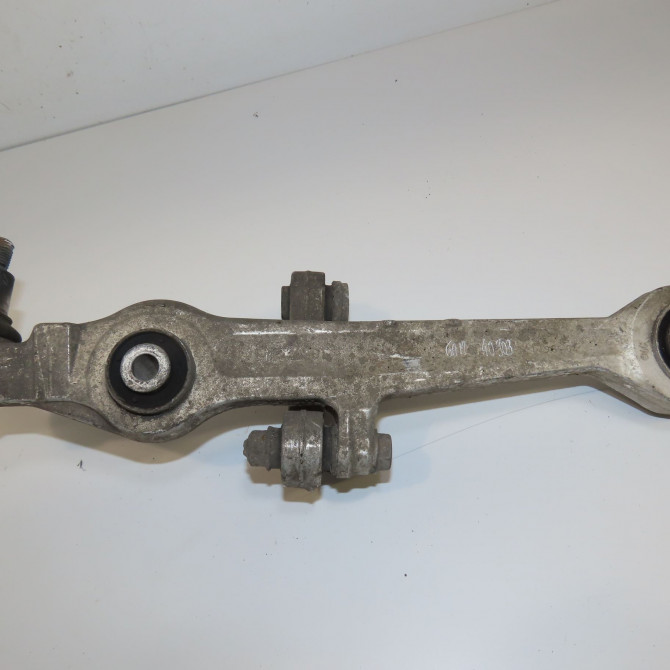 Triangle inf avg occasion VOLKSWAGEN PASSAT IV Phase 2 10-2000->03-2005 1.9 TDI 100ch 4D0407151P 3