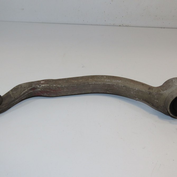 Triangle inf avg occasion VOLKSWAGEN PASSAT IV Phase 2 10-2000->03-2005 1.9 TDI 100ch 4D0407151P 6