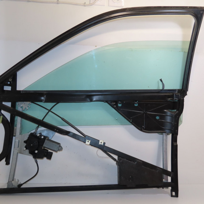 Mecanisme + moteur lève-glace avant droit occasion AUDI A3 I Phase 1 09-1996->10-2000 1.6i 8L3837462 2