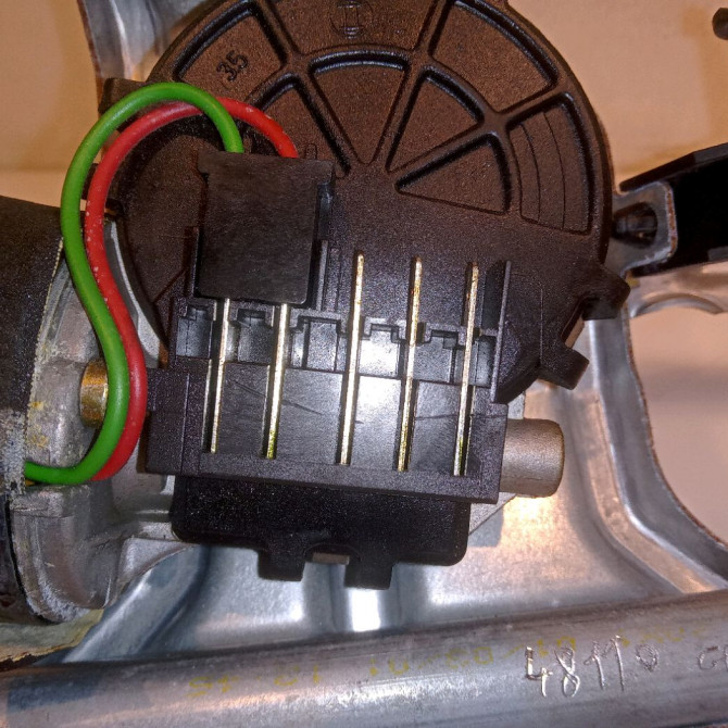 Moteur essuie-glace avant occasion 4