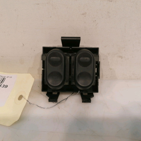 Commande leve-glace porte arrière droite occasion CHRYSLER PT CRUISER Phase 1 09-2000->12-2005 2.0 141ch