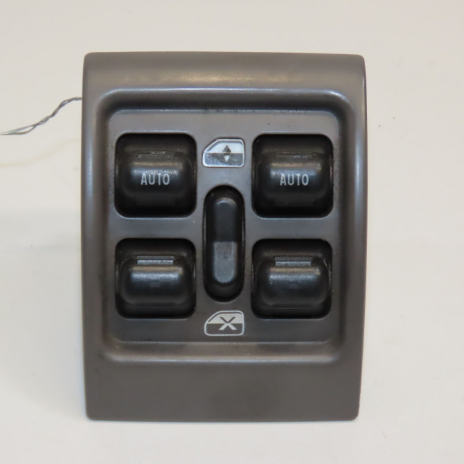 Commande lève-glace porte avant gauche occasion CHRYSLER PT CRUISER Phase 1 09-2000->12-2005 2.2 crd 120ch 1