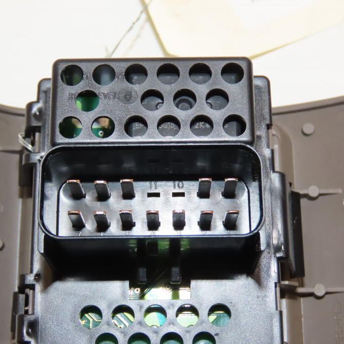 Commande lève-glace porte avant gauche occasion CHRYSLER PT CRUISER Phase 1 09-2000->12-2005 2.2 crd 120ch 3