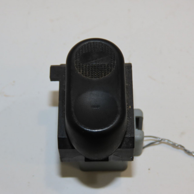 Commande leve-glace porte arrière gauche occasion CHRYSLER PT CRUISER Phase 1 09-2000->12-2005 2.2 crd 120ch 1