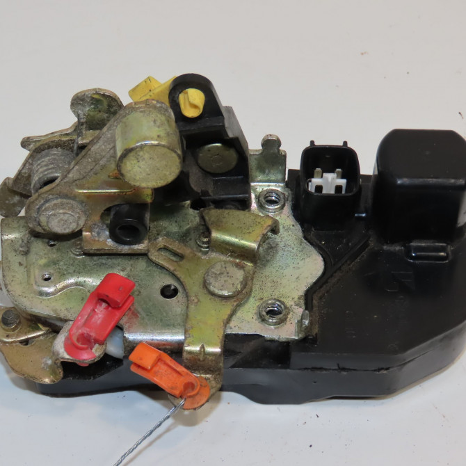 Serrure porte avg occasion CHRYSLER PT CRUISER Phase 1 09-2000->12-2005 2.2 crd 120ch 5027961AI 2