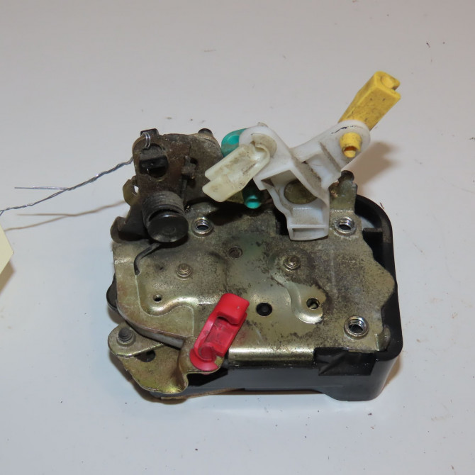 Serrure porte arg occasion CHRYSLER PT CRUISER Phase 1 09-2000->12-2005 2.2 crd 120ch 68266957AA 2