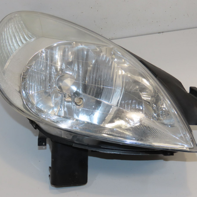 Phare droit occasion CITROEN XSARA PICASSO Phase 2 02-2004->12-2010 1.6 HDI 110ch 620637 1